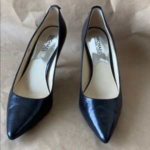 Michael Kors Women’s Pupms